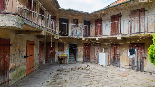 Spacerkiem po mieście: Wojskowa Wytwórnia Sprzętu Przeciwgazowego