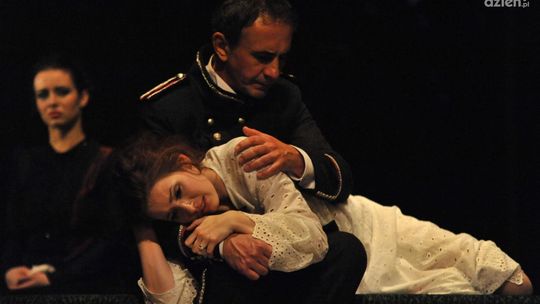 Spektakl "Anna Karenina" w Teatrze Powszechnym