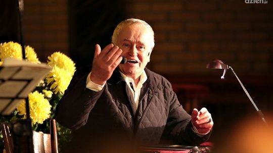 Spektakl muzyczno – poetycki z Janem Nowickim!