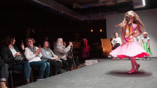 Spódnice w ruch! Tak było na pokazie