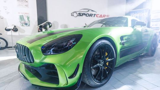 SPORT CARS. Jedyny taki salon luksusowych samochodów w Radomiu!