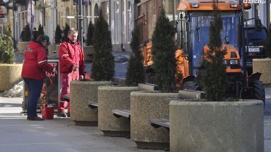 Sprzątają po zimie. Stare opony, gruz i nie tylko