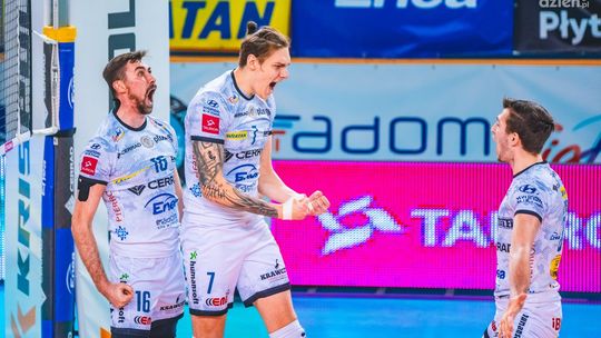 Środkowy Bartłomiej Lemański zostaje w Cerradzie Enei Czarnych