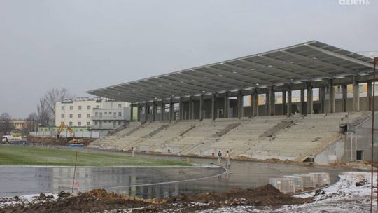 Stadion rośnie