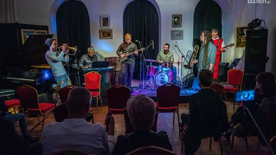 Standardy jazzowe, czyli The Flying Jazz Band