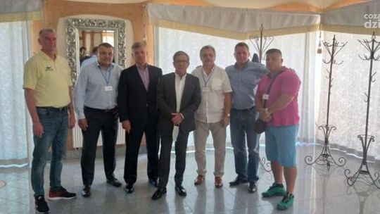 Stanisław Dobosz wygrał jednogłośnie