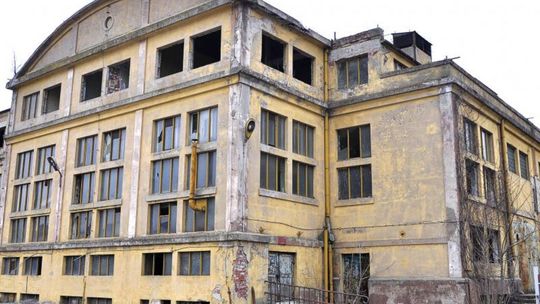 Stara siedziba Fabryki Broni idzie pod młotek