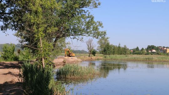 Starachowice. Prace modernizacyjne przy zalewie Pasternik