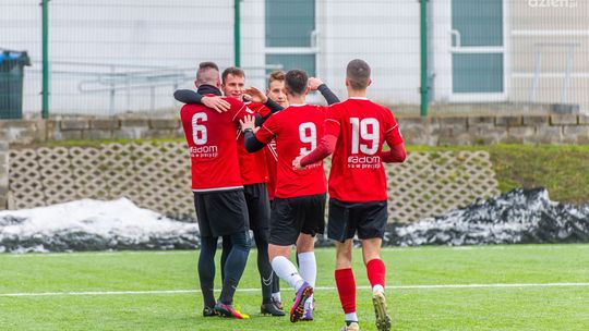 Startuje 3 liga. Broń rozpoczyna walkę o utrzymanie