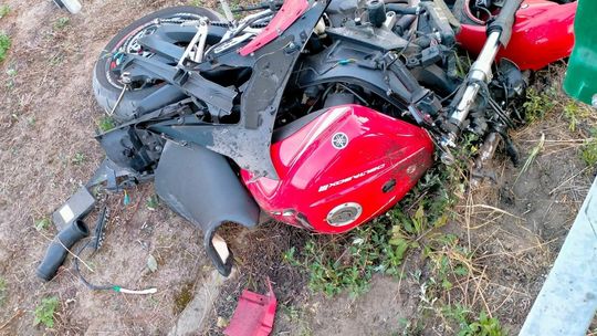 Stracił panowanie nad pojazdem i uderzył w bariery