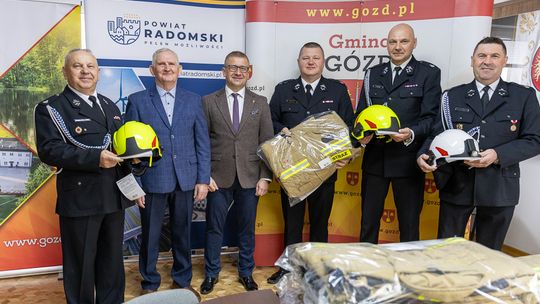 Strażacy ochotnicy z gminy Gózd mają nowy sprzęt Strażacy ochotnicy z gminy Gózd mają nowy sprzęt