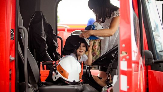 Strażacy zapraszają do wspólnej zabawy