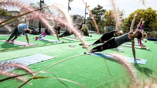 Strefa Komfortu. Joga na tarasie 