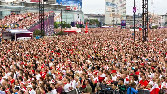 Strefy kibica w regionie zapraszają