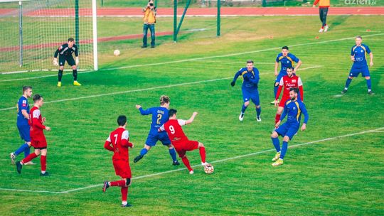 Strzelili jako pierwsi, ale przegrali! Pilica Białobrzegi uległa Lechii