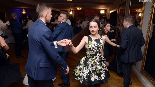 Studniówka w katolickim liceum