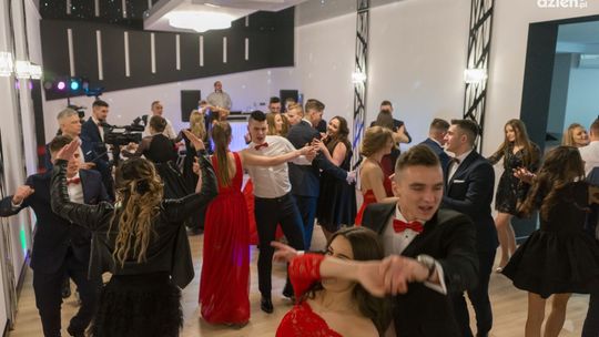 Studniówki 2018. Tak bawili się w "Sportowym"