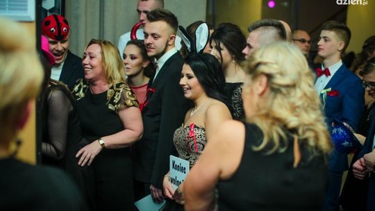 Studniówki 2018. Zobacz, jak tańczyli poloneza w "Agrotechniku"