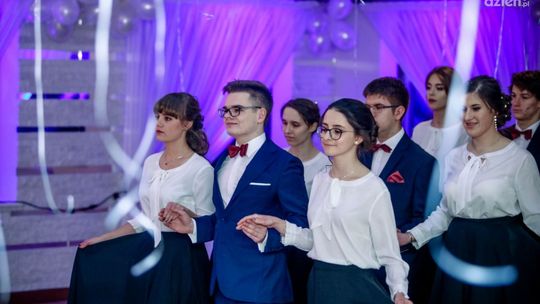 Studniówki 2019: katolik