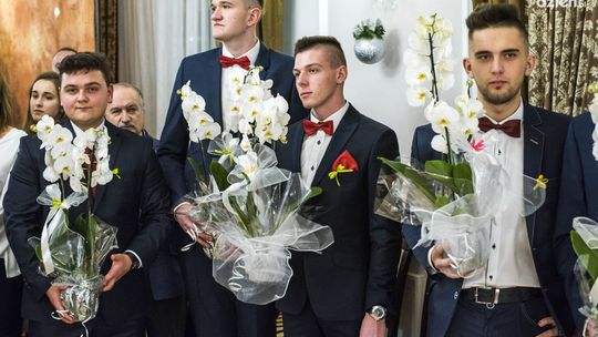 Studniówki 2019: samochodówka