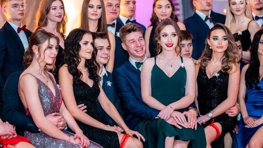 Studniówki 2022: Zespół Szkół Ekonomicznych