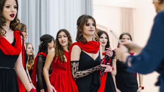 Studniówki 2022: ZS nr 1 im. Legionów Polskich w Kozienicach 