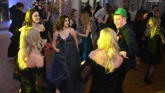 Studniówki 2023: "Baczyński" [wideo]