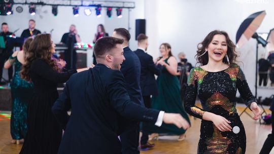 Studniówki 2023: Zespół Szkół Samochodowych w Radomiu [WIDEO]