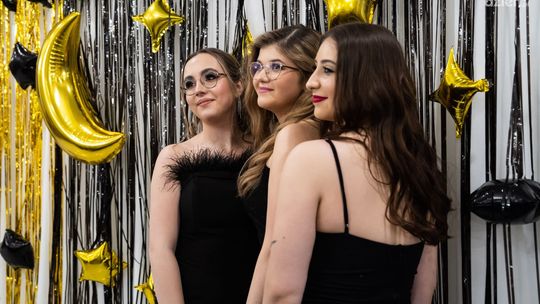 Studniówki 2024. Bal maturalny w CKZiU w Pionkach [WIDEO]