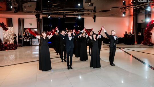 Studniówki 2024: IV LO im. dra Tytusa Chałubińskiego w Radomiu