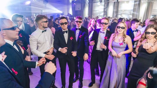 Studniówki 2024: Zespół Szkół Ekonomicznych w Radomiu [WIDEO]