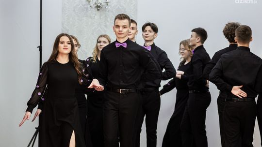 Studniówki 2024: Zespół Szkół Elektronicznych [WIDEO]