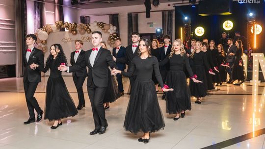 Studniówki 2024: Zespół Szkół Spożywczych i Hotelarskich w Radomiu [WIDEO]