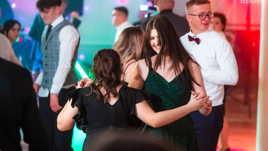 Studniówki 2024. Zobaczcie jak bawili się uczniowie Staszica [WIDEO]