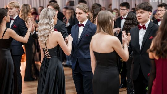 Studniówki 2025. Liceum Ogólnokształcące im. Mikołaja Kopernika w Iłży [FOTO/WIDEO]