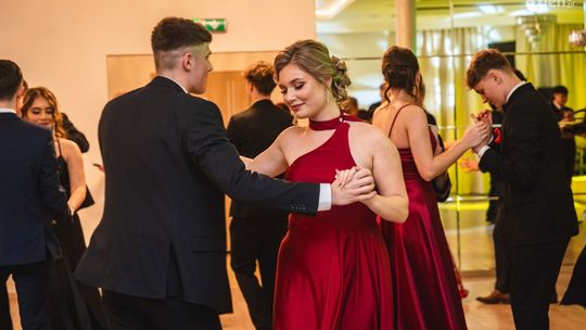 Studniówki 2025. XI LO im. S. Staszica [FOTO/WIDEO]