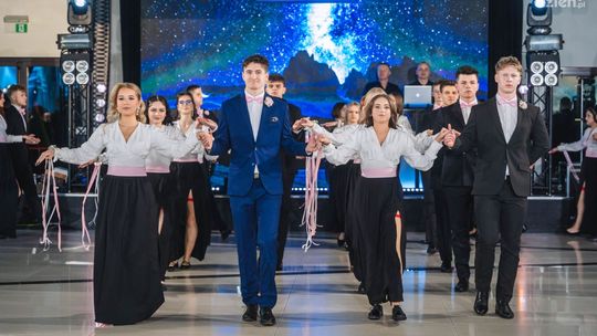 Studniówki 2025: Zespół Szkół Budowlanych im. Kazimierza Wielkiego w Radomiu [FOTO/WIDEO]