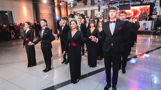 Studniówki 2025. Zespół Szkół Ekonomicznych w Radomiu [FOTO/WIDEO]