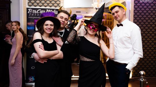 Studniówki 2025: Zespół Szkół Rolniczo-Technicznych im. Bohaterów Walki z Faszyzmem w Zwoleniu [FOTO/WIDEO]