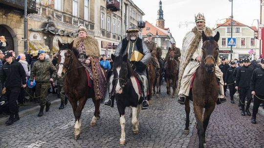 Studniówki, Orszak Trzech Króli i mecz gwiazd. Zobacz, co działo się w ten weekend