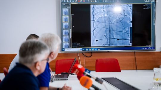 Stymulator serca wielkości małej baterii w Mazowieckim Szpitalu Specjalistycznym Stymulator serca wielkości małej baterii w Mazowieckim Szpitalu Specjalistycznym