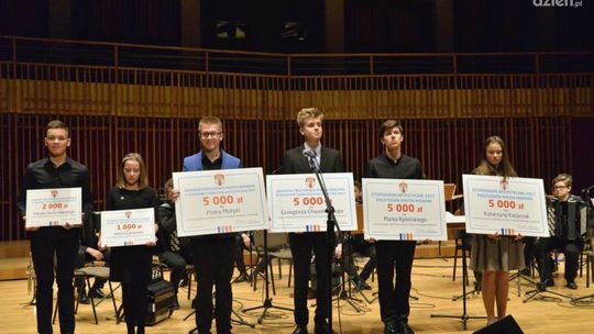 Stypendia dla młodych muzyków rozdane