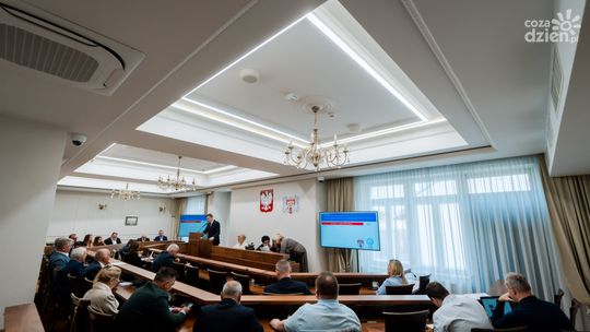 Stypendia dla młodych Radomian i 6 mln zł pożyczki dla szpitala. Co czeka radnych na sesji?