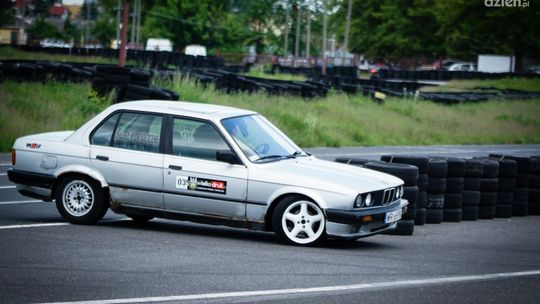 Superoes z okazji Święta Niepodległości