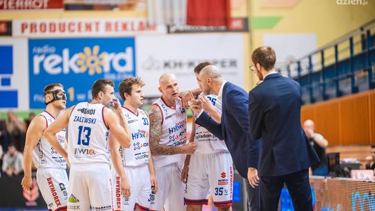 Suzuki 1. Liga - HydroTruck Radom zaprasza pod złoty sufit. W środę mecz z silnym SKS-em