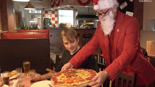 Świąteczna pizza w NYPD