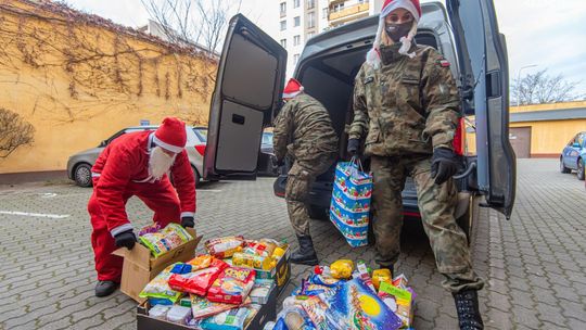 Świąteczna zbiórka dla domu dziecka