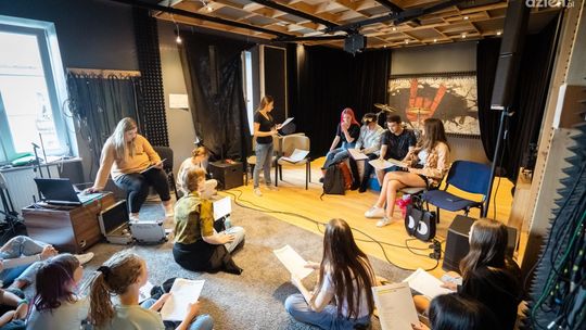 Świąteczne kolędowanie z Radomską Szkołą Rocka