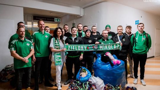 Święci Mikołaje byli zieloni