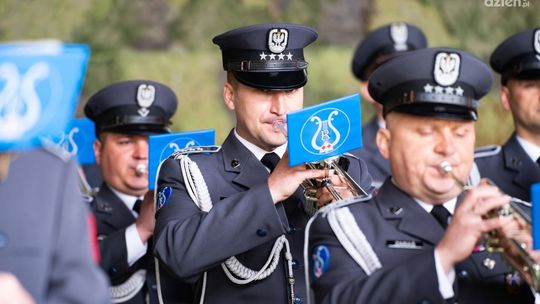 Święto 42. Bazy Lotnictwa Szkolnego Święto 42. Bazy Lotnictwa Szkolnego